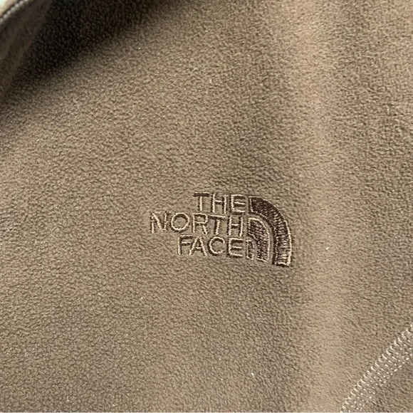 The North Face dark brown size medium pullover jacket 1/4 zip - Picture 6 of 8